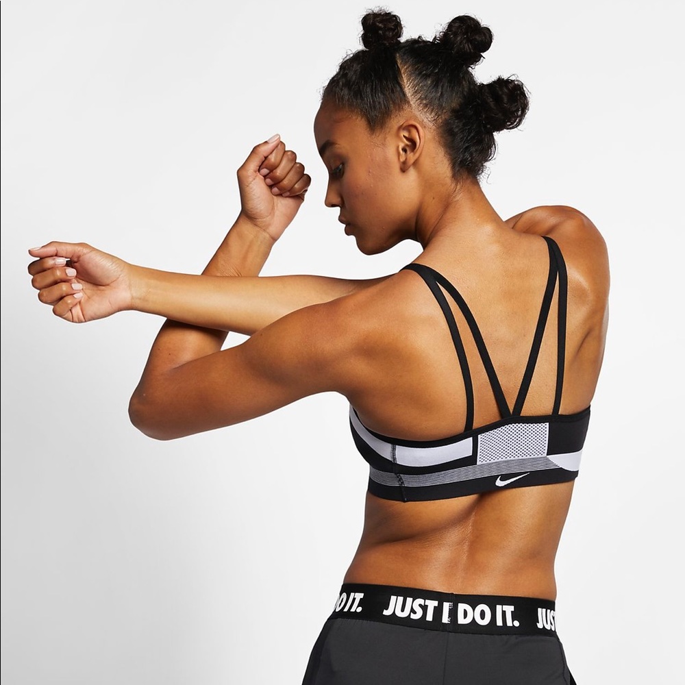 NWT Nike Flyknit Indy Tech Pack Women’s Sport Bra - Picture 5 of 7